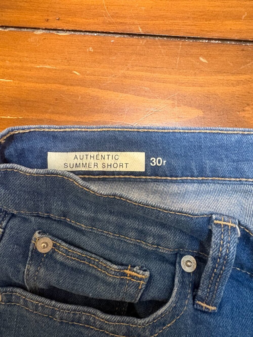 Gap 1969 Size 30 regular jean shorts - Picture 4 of 4